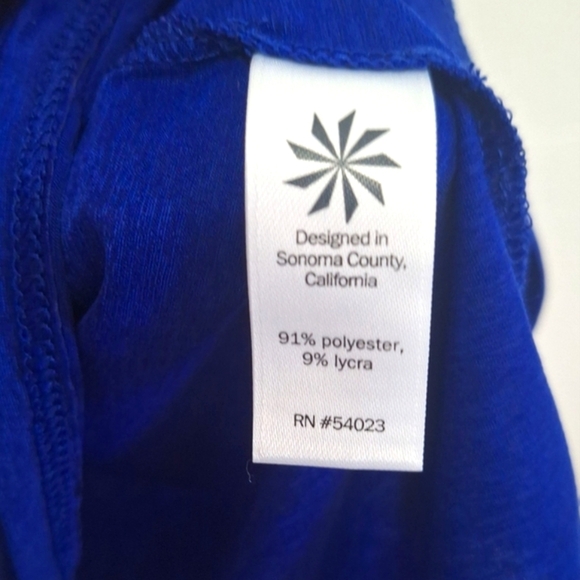Athleta Blue Workout Women's Top Size M - Picture 6 of 7